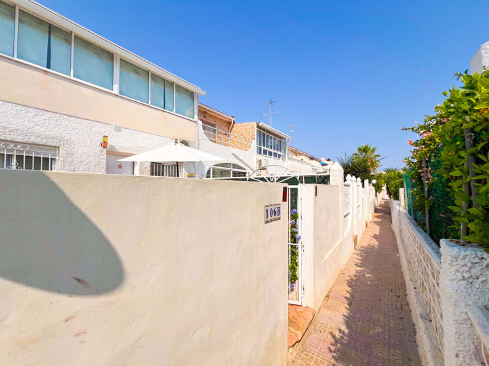 Image No.17-3 Bed Villa for sale