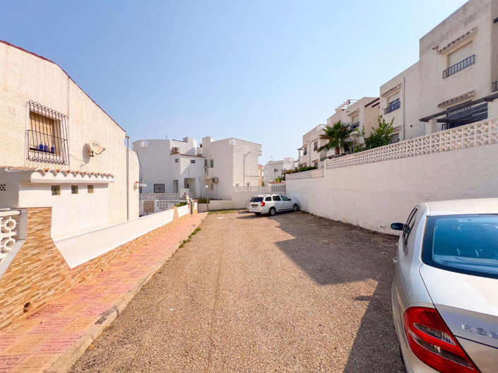 Image No.24-3 Bed Villa for sale