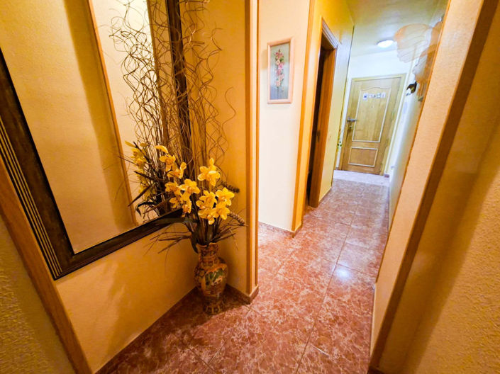 Image No.26-3 Bed Apartment for sale