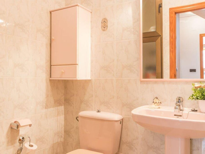 Image No.18-3 Bed Townhouse for sale