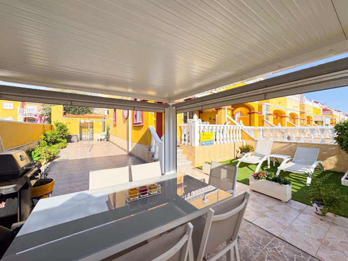 Image No.31-2 Bed Townhouse for sale