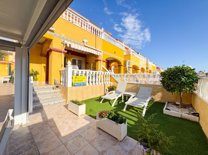 Image No.32-2 Bed Townhouse for sale