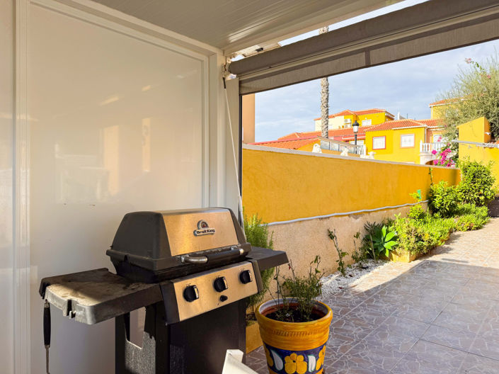 Image No.35-2 Bed Townhouse for sale