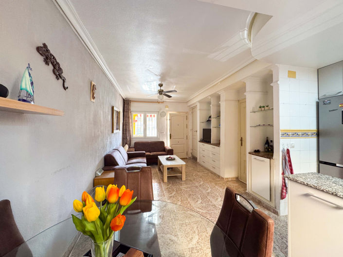 Image No.6-2 Bed Townhouse for sale