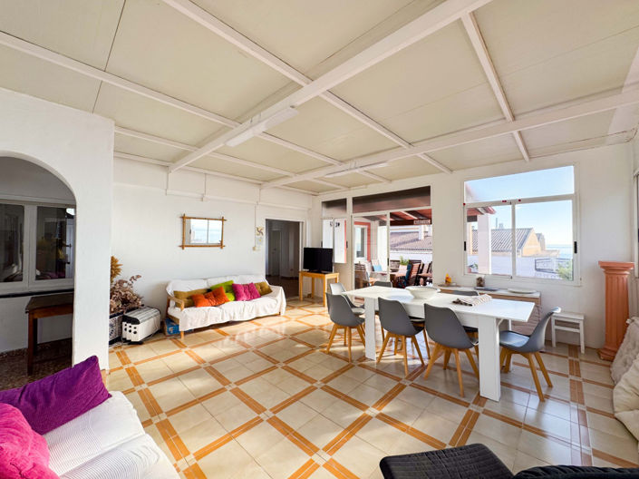 Image No.16-4 Bed Apartment for sale