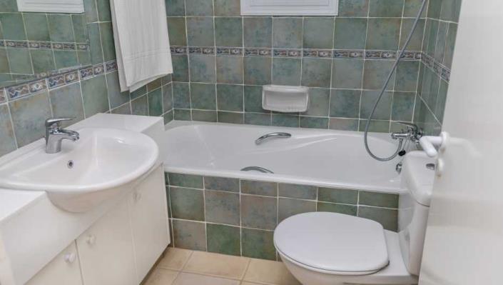 Image No.9-3 Bed Villa / Detached for sale