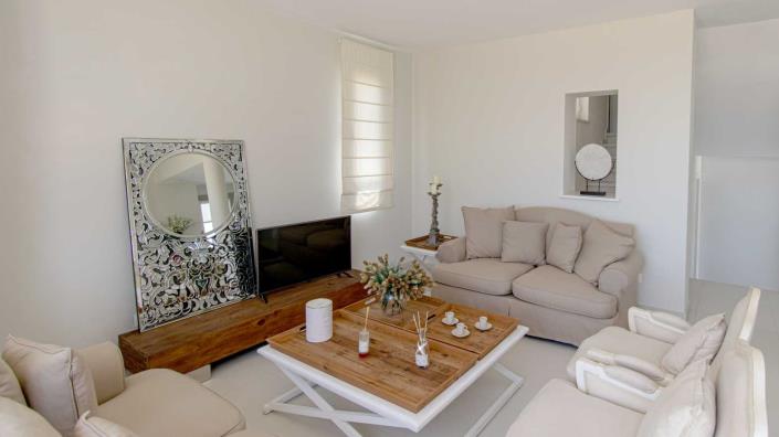 Image No.6-3 Bed Villa / Detached for sale