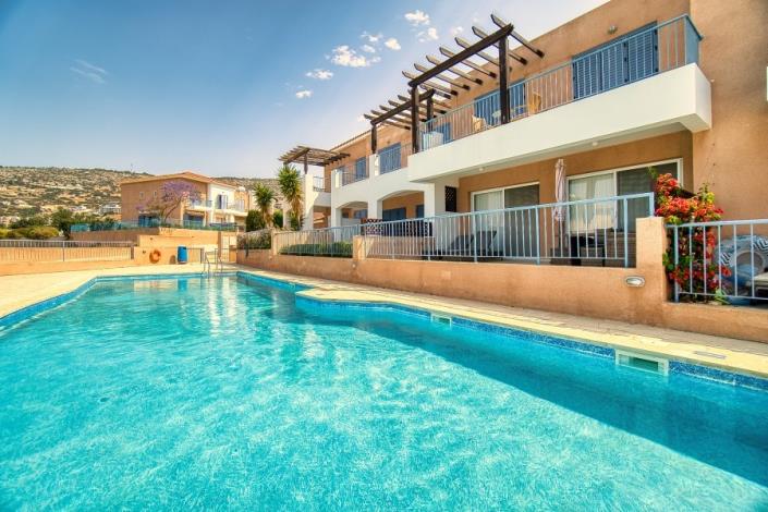 Image No.1-2 Bed Townhouse for sale