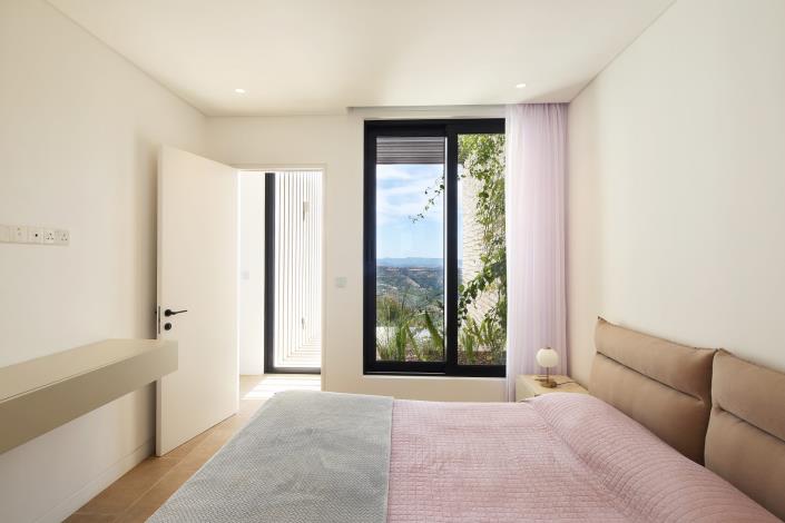 Image No.9-3 Bed Villa / Detached for sale