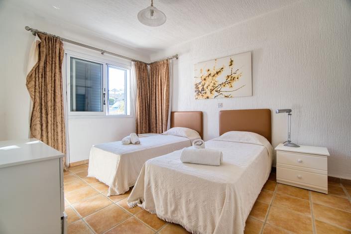 Image No.15-4 Bed Villa / Detached for sale