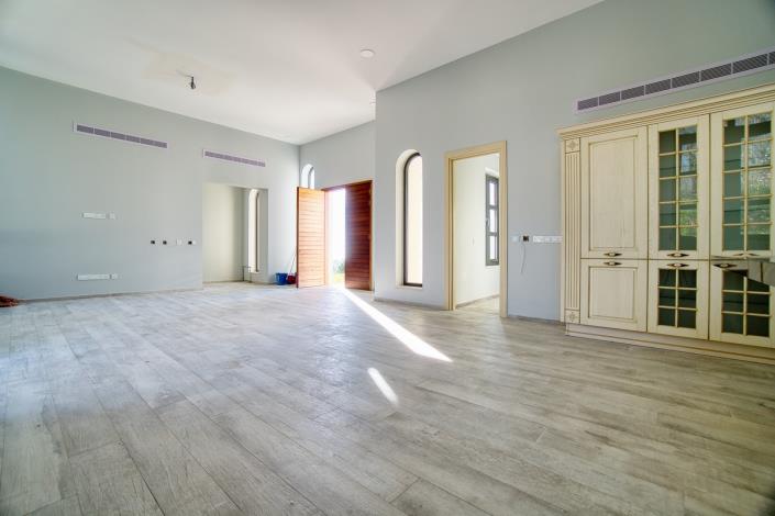 Image No.6-3 Bed Villa / Detached for sale