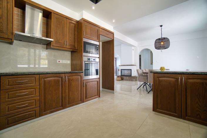 Image No.9-3 Bed Villa / Detached for sale