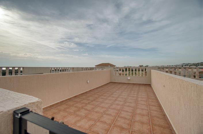 Image No.15-2 Bed Apartment for sale