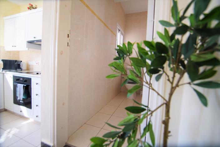 Image No.17-2 Bed Townhouse for sale