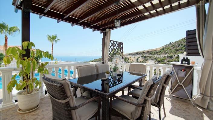 Image No.2-3 Bed Villa / Detached for sale