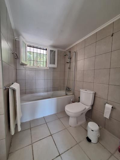 Image No.10-2 Bed Bungalow for sale