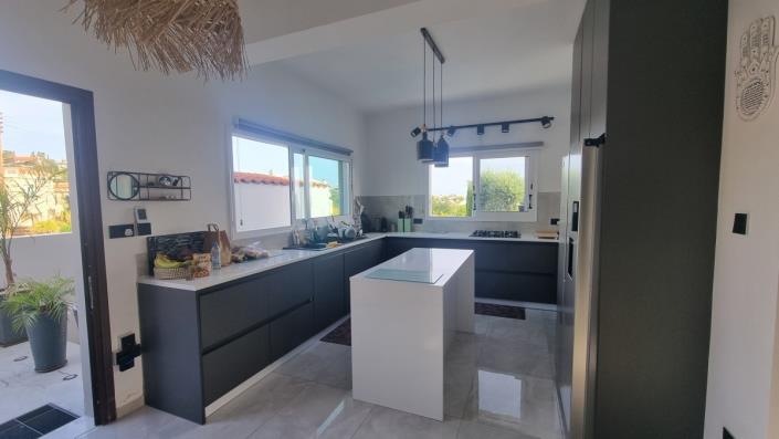 Image No.4-3 Bed Villa / Detached for sale