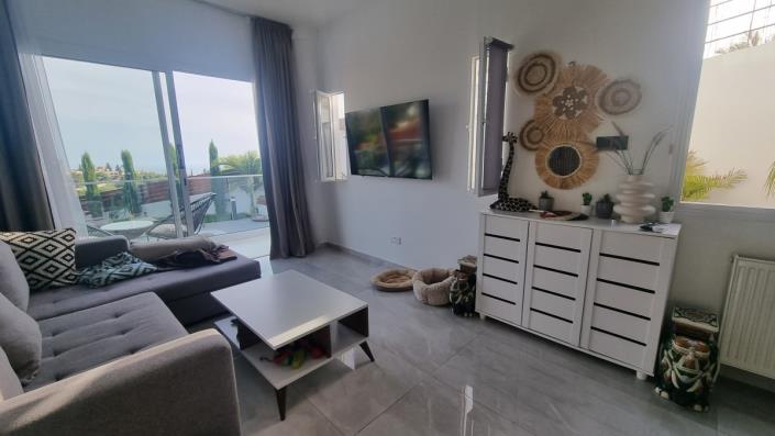 Image No.8-3 Bed Villa / Detached for sale