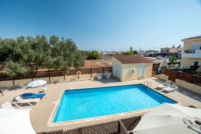 727094-town-house-for-sale-in-chloraka_orig