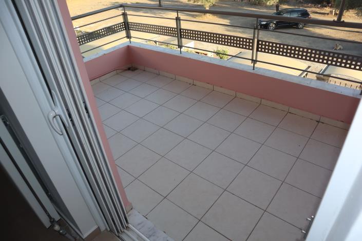 Image No.18-3 Bed Semi-Detached for sale