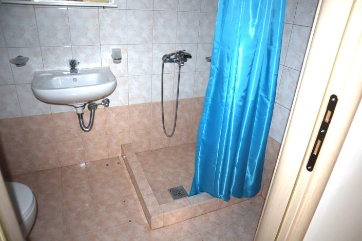 Image No.23-3 Bed Semi-Detached for sale