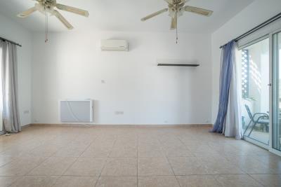 734925-detached-villa-for-sale-in-kissonerga_orig