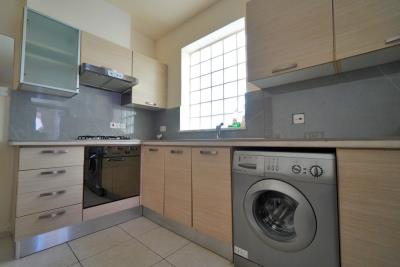 738535-apartment-for-rent-in-select-location_orig