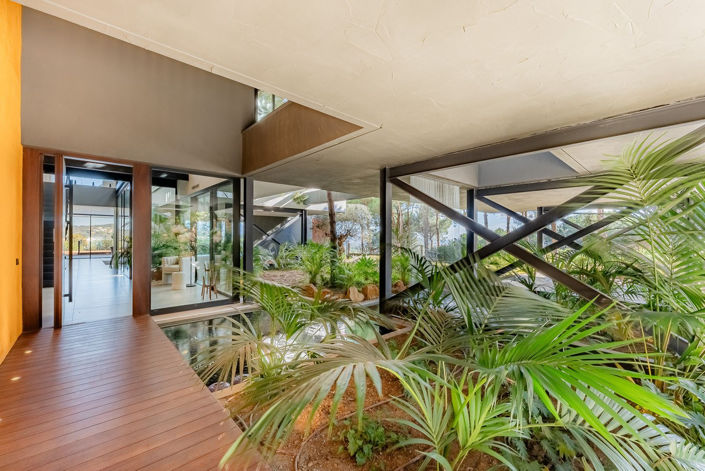 Image No.10-5 Bed Villa for sale