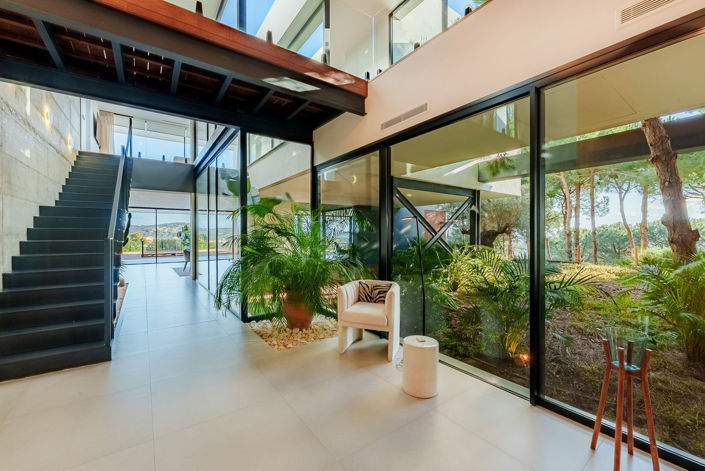 Image No.6-5 Bed Villa for sale