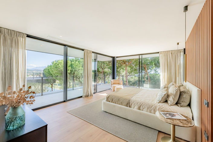 Image No.8-5 Bed Villa for sale