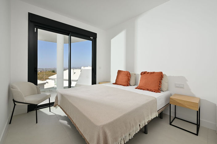 Image No.9-2 Bed Apartment for sale