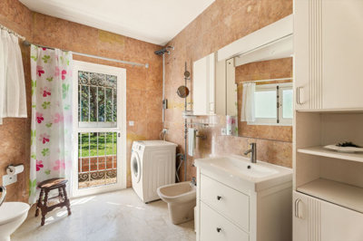 6-241328e1bcc9c0d8ce1222beb6c967a8