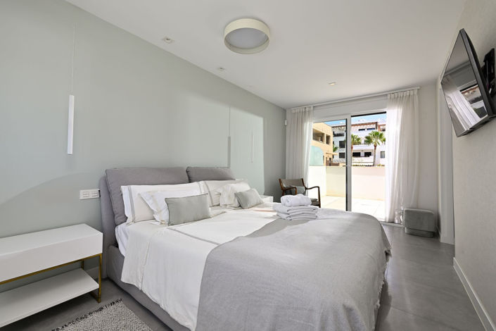 Image No.9-3 Bed Apartment for sale