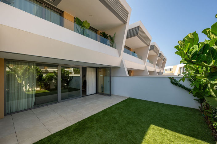 Image No.19-3 Bed Townhouse for sale