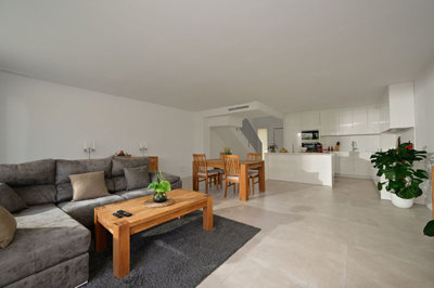 2-5bd7b9d04b45e33852eaf0ec6670150d