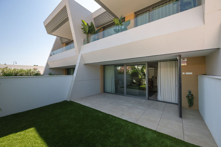 Image No.22-3 Bed Townhouse for sale