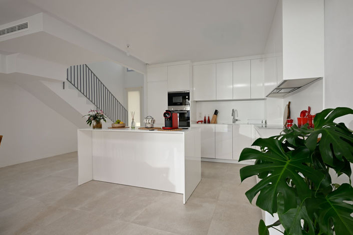 Image No.4-3 Bed Townhouse for sale