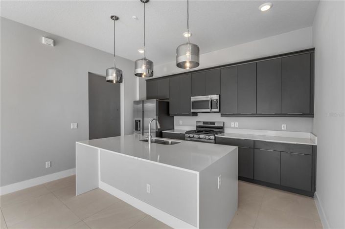 Image No.14-3 Bed Property for sale