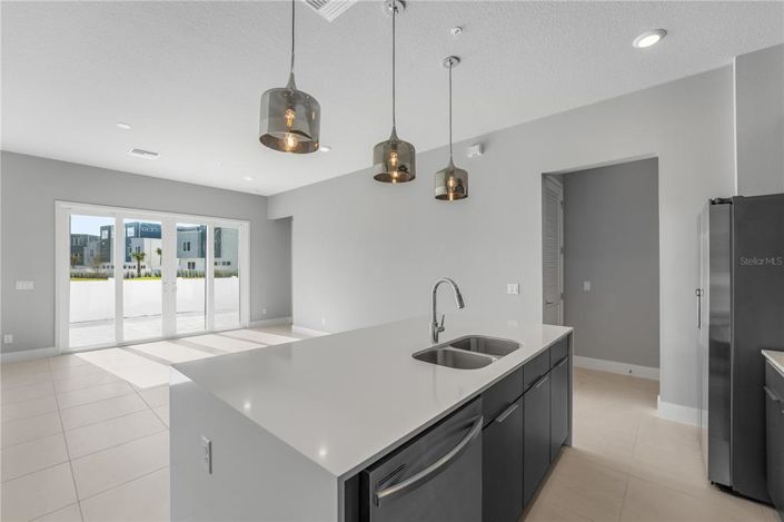 Image No.16-3 Bed Property for sale