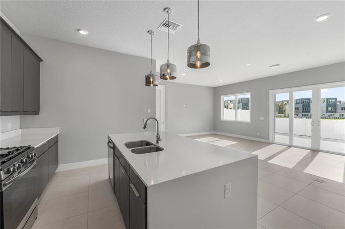 Image No.17-3 Bed Property for sale