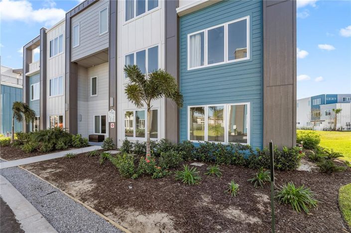 Image No.5-3 Bed Property for sale