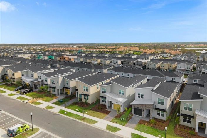 Image No.2-5 Bed Property for sale