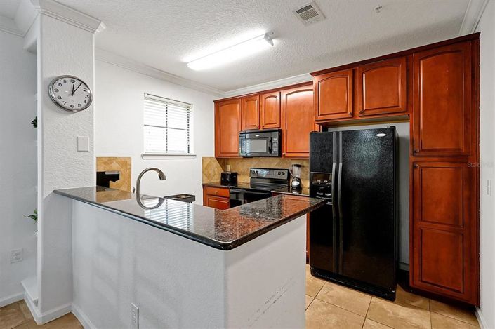 Image No.7-3 Bed Property for sale