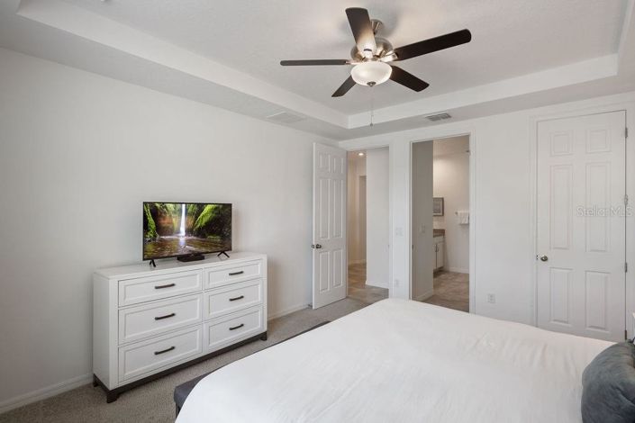 Image No.8-9 Bed Property for sale