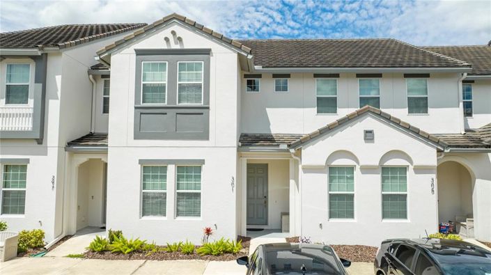 Image No.1-4 Bed Townhouse for sale