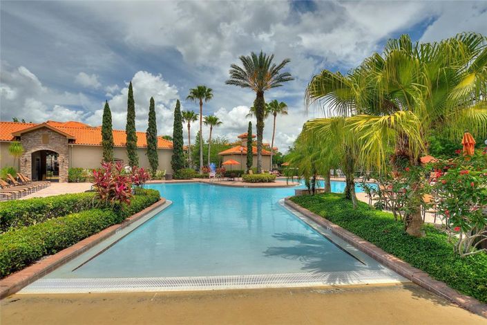 Image No.11-3 Bed Property for sale