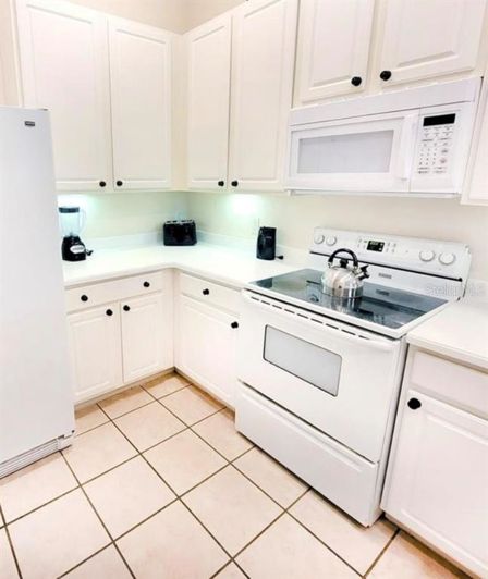 Image No.32-3 Bed Property for sale