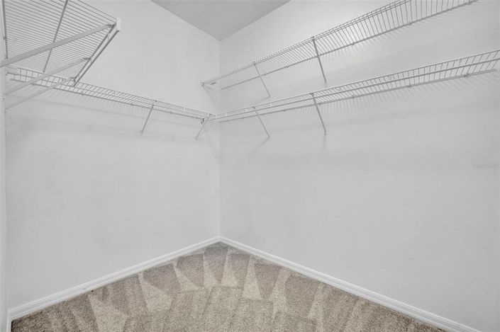 Image No.44-5 Bed Property for sale