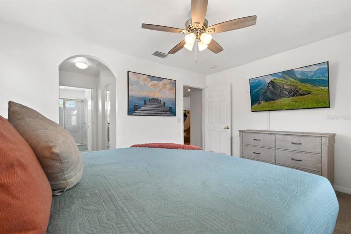 Image No.59-5 Bed Property for sale