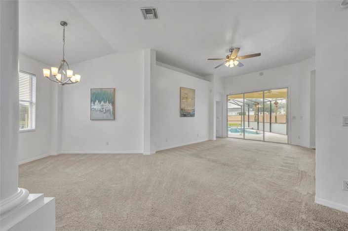 Image No.8-5 Bed Property for sale